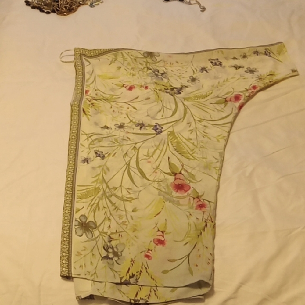 Women's blouse